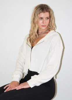 As She Dreams Zip Up Hoodie ★ Cream