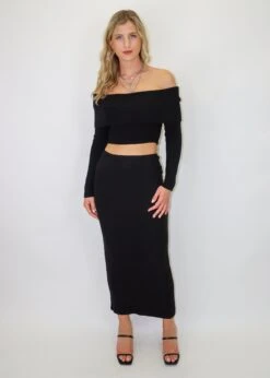 Fell In Love Sweater ★ Black -Tops To Skirt Sales Store IMG 2788