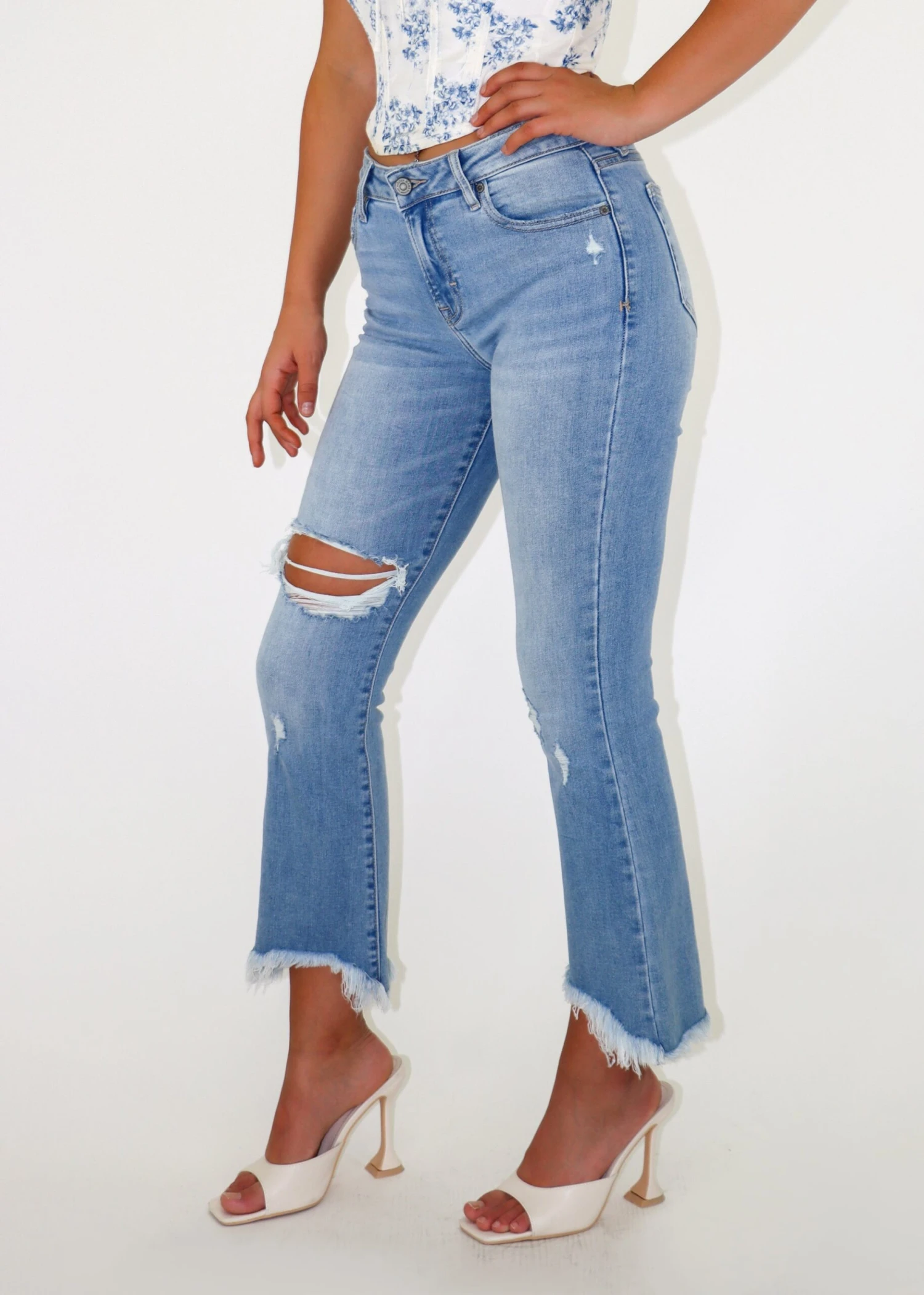 Move Your Feet Jeans ★ Light Wash 2 Move Your Feet Jeans ★ Light Wash - Image 2