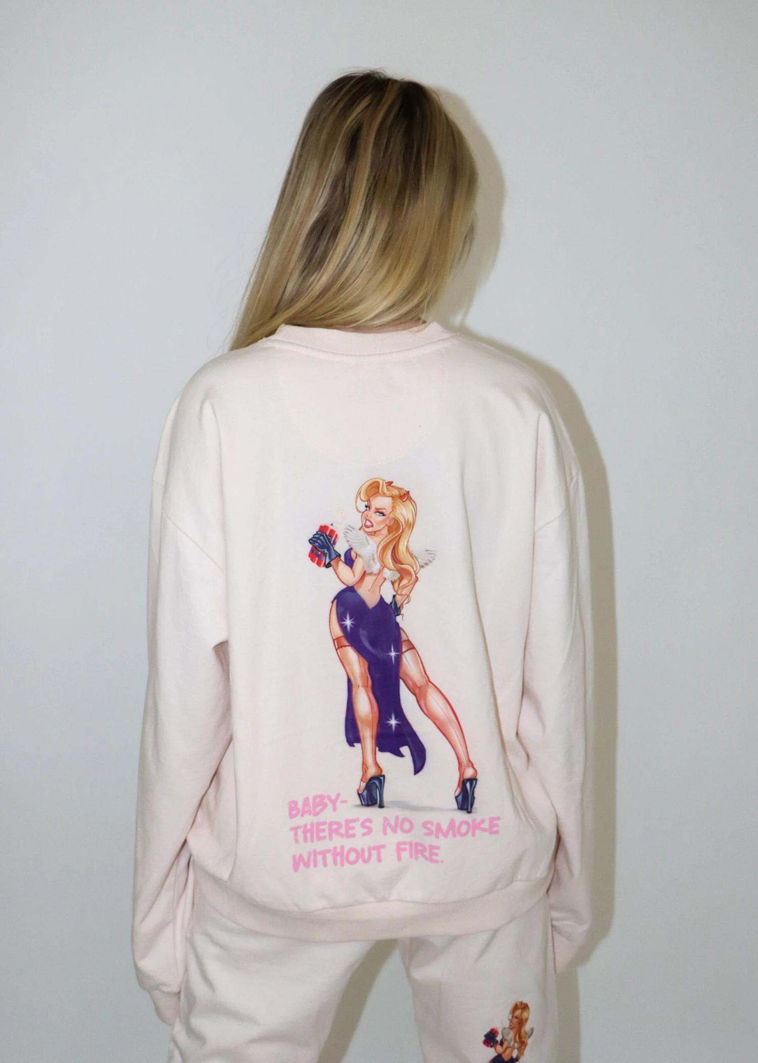 Boys Lie Shoot Your Shot Crewneck ★ Pink 2 Boys Lie Shoot Your Shot Crewneck ★ Pink - Image 2