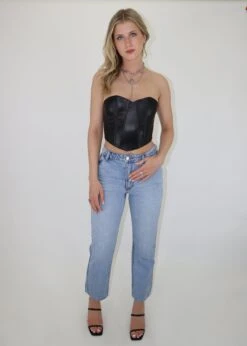 Dawns Corset Top ★ Black -Tops To Skirt Sales Store IMG 7486 df87f699 d6b3 455c 9b43 0dd9ac378e39