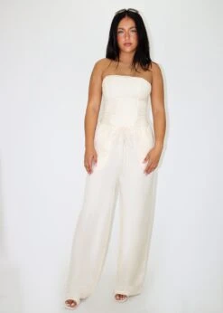 Lioness La Palma Pants ★ Cream 15 Lioness La Palma Pants ★ Cream -Tops To Skirt Sales Store IMG 7749 01dc7a7d 3ce5 4d25 b4c1 3e02b9604ff8