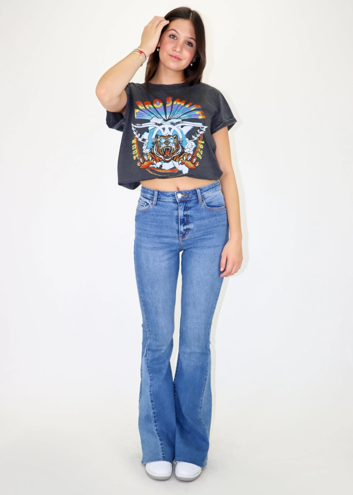 Come Through Jeans ★ Medium Wash 1 Come Through Jeans ★ Medium Wash