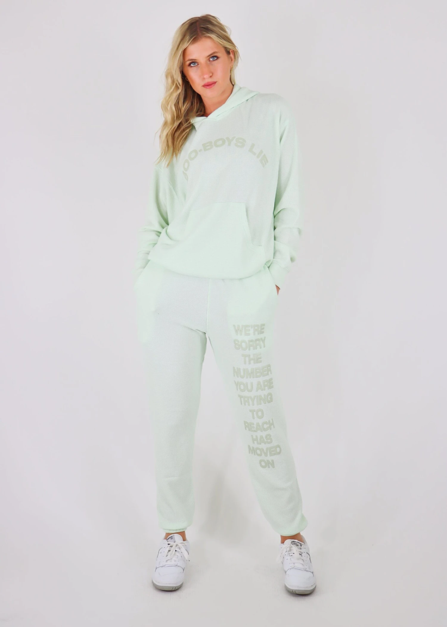 Boys Lie 1-800 Reunion Sweatpants ★ Green 1 Boys Lie 1-800 Reunion Sweatpants ★ Green