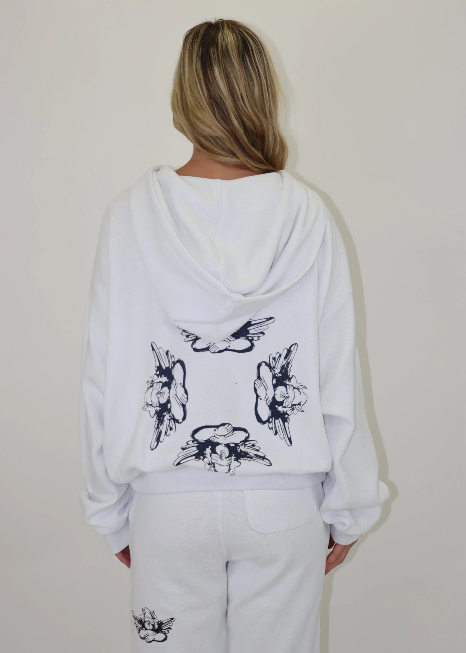 Boys Lie Room To Grow Hoodie ★ White 3 Boys Lie Room To Grow Hoodie ★ White - Image 3