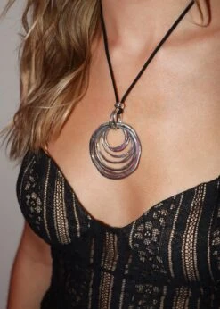 Jill Necklace ★ Silver -Tops To Skirt Sales Store IMG 9340