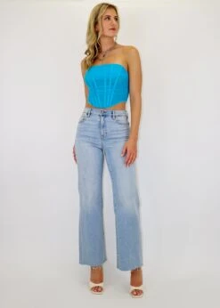 Everybody Talks Jeans ★ Light Wash -Tops To Skirt Sales Store IMG 9927 9fa37b90 cf8d 445f 93cf 0e54f9784020